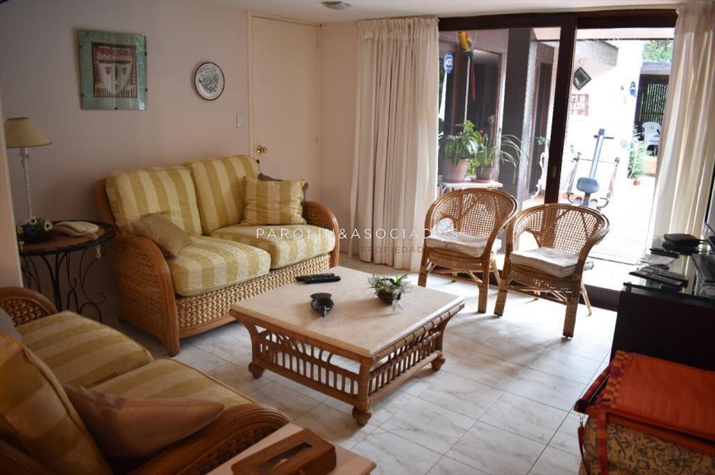 Hermosa casa en venta en Lugano, Punta del Este.