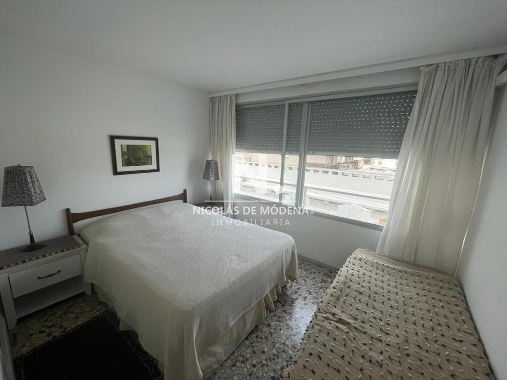 Apartamento en Peninsula Punta del Este de 1