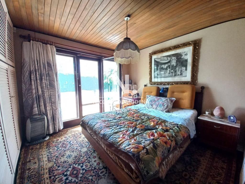 Vende casa de 4 dormitorios en Pinares, cerca del