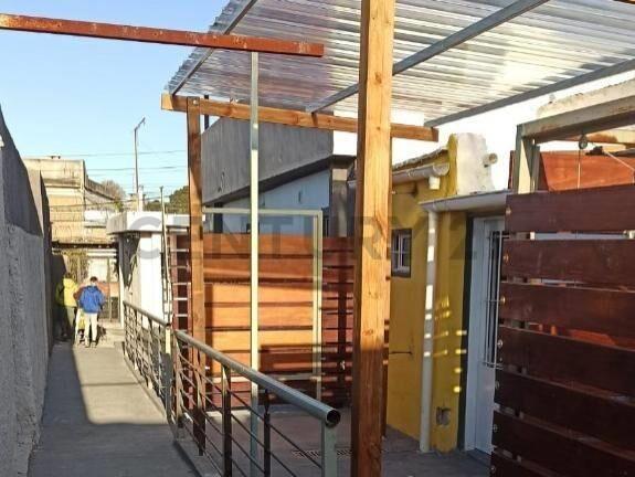 ALQUILER Apartamento tipo casa 1 dormitorio La Teja con p...