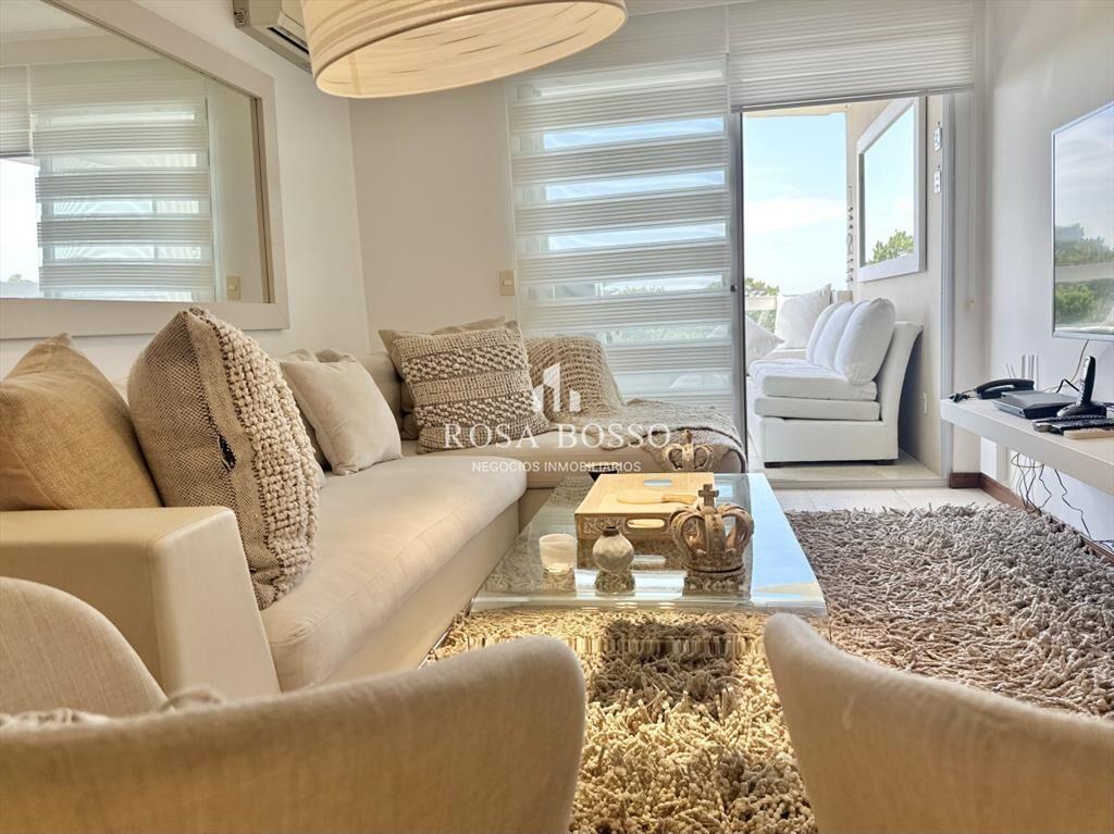 Apartamento Venta 3 dormitorios Roosevelt Punta