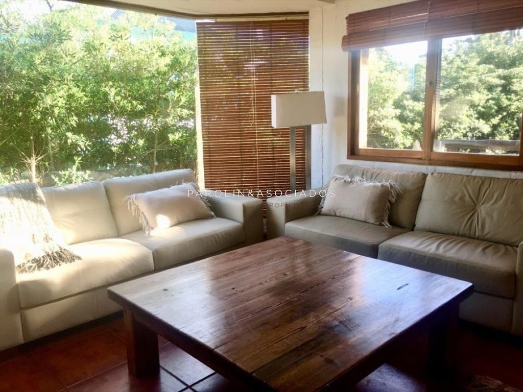 Casa en venta de 3 dormitorios en Montoya, Punta del Este.