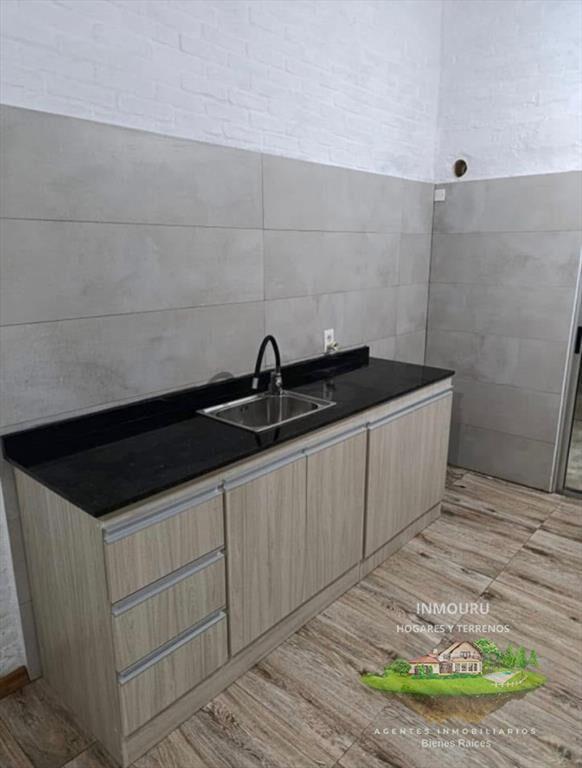 SE VENDEN DOS CASAS NUEVAS EN ZONA COLON (LIMITE SAYAGO)