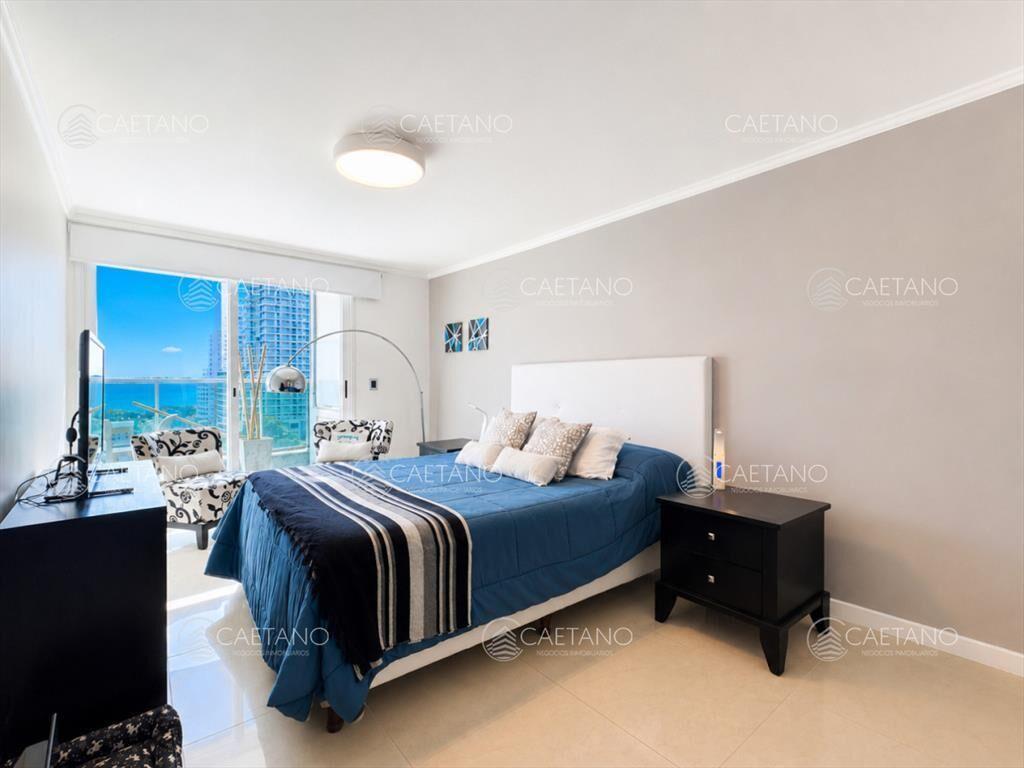 Apartamento en Venta - Punta del Este, Playa
