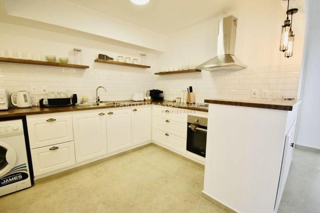 Apartamento en venta de 3 dormitorios en Malecón