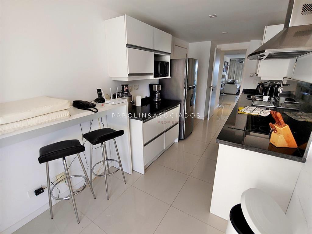 Apartamento en venta en primera linea en Punta del Este.