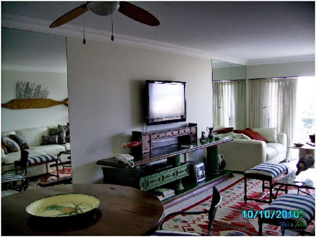 Apartamento en Brava, 3 dormitorios *