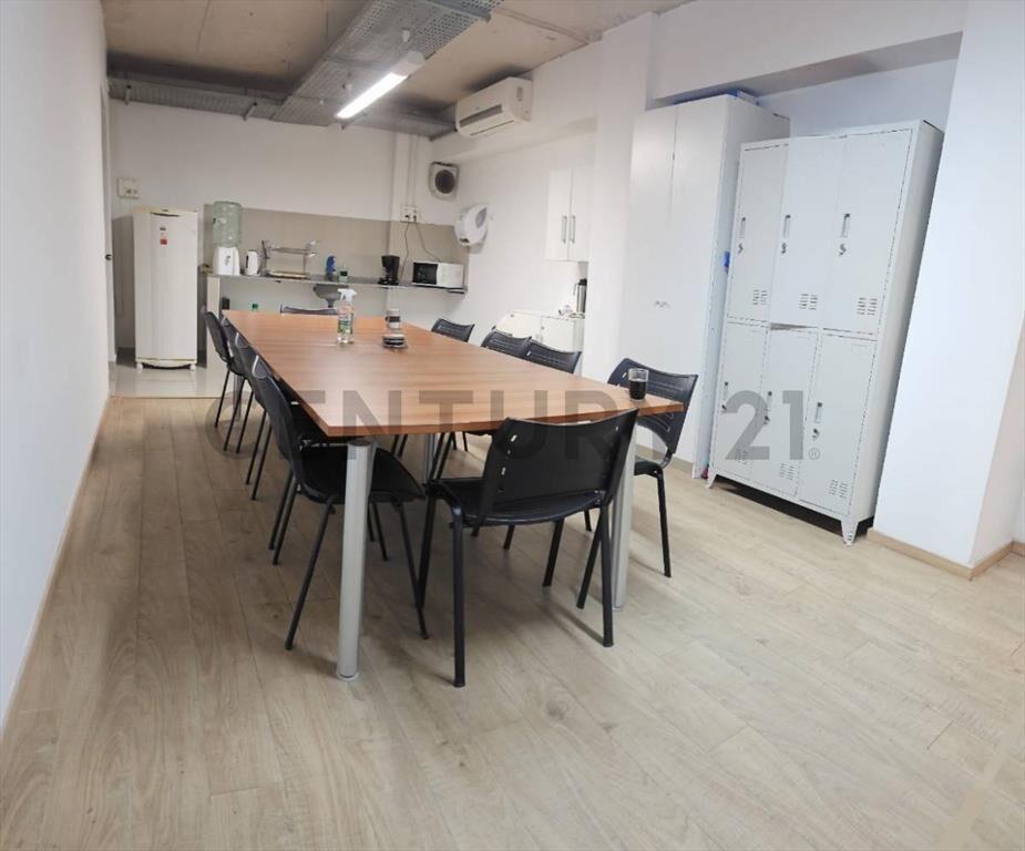 Venta o Permuta Piso 15 oficinas,5 cocheras en Ciudad Vie...