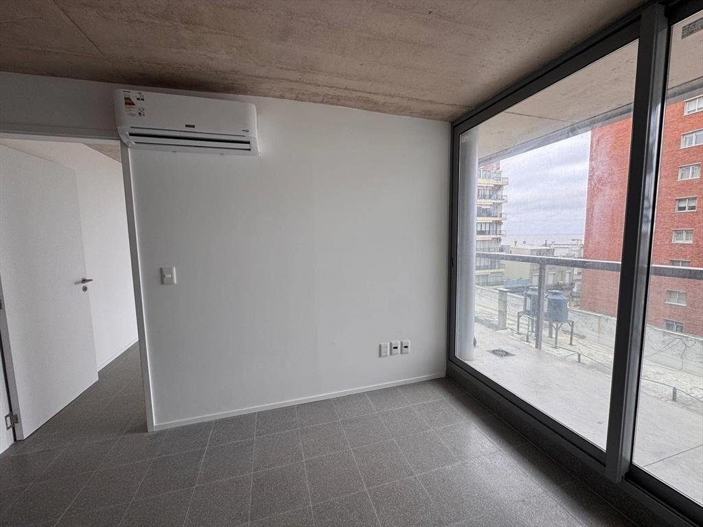 Alquiler de Apartamento a estrenar con vista al mar de 1 dor