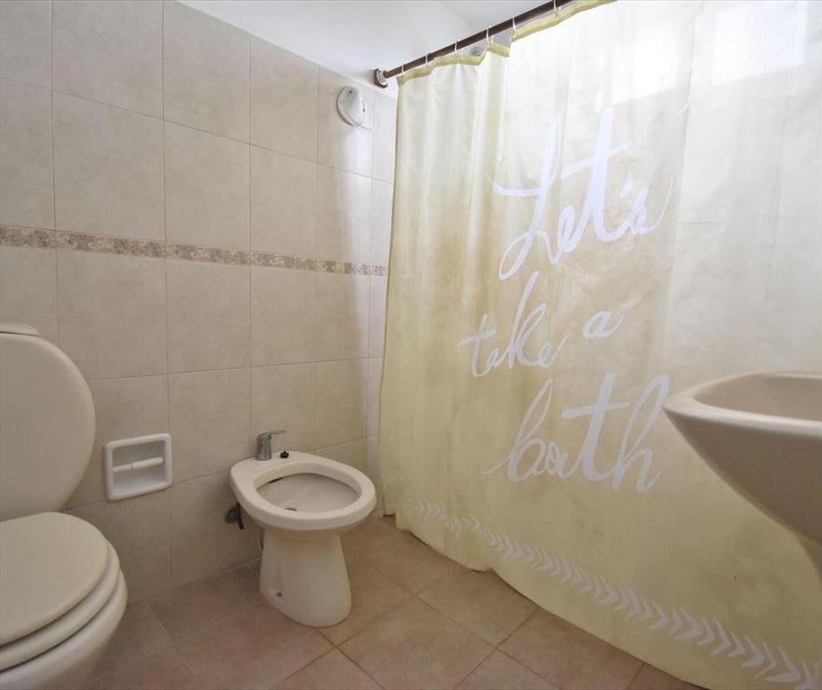 CASA CON LOCAL EN VENTA EN LOS PINOS