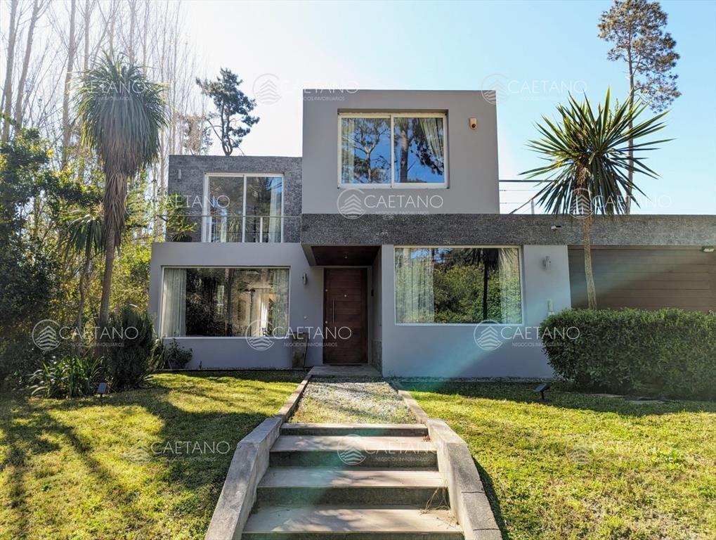 Venta y alquiler espectacular casa en Parque