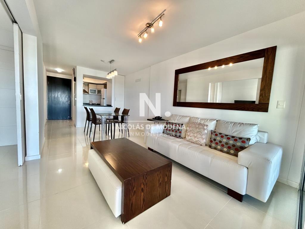 VENTA DE APARTAMENTO DE 2 DORMITORIOS EN EDIFICIO