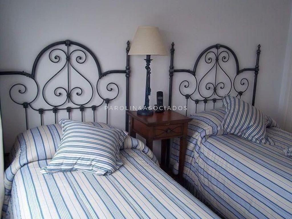 Apartamento en venta de 3 dormitorios en Puerto