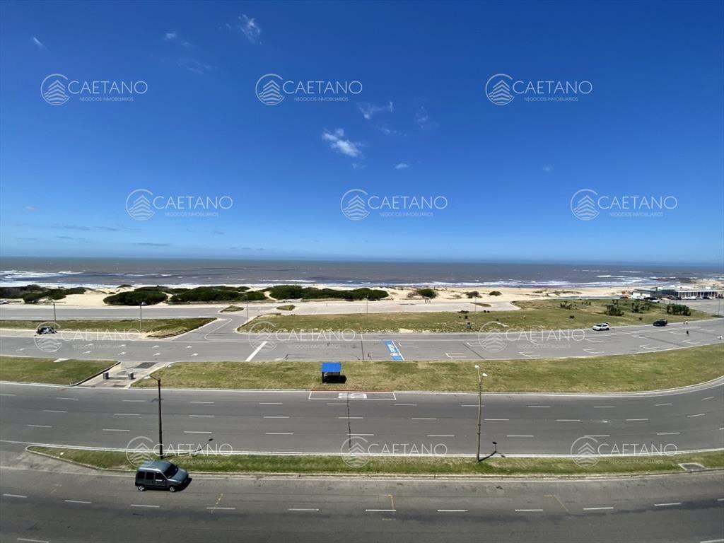 primera parada frente al mar