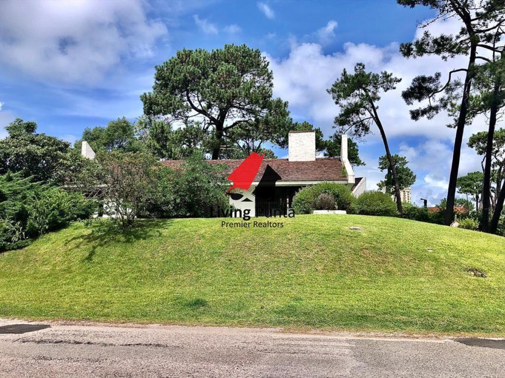 Casa en venta en Lugano, Punta del este, 3 y