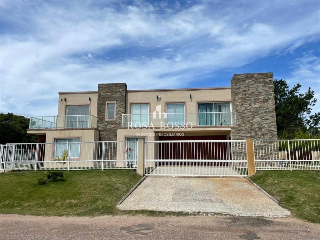 Casa en la barra.