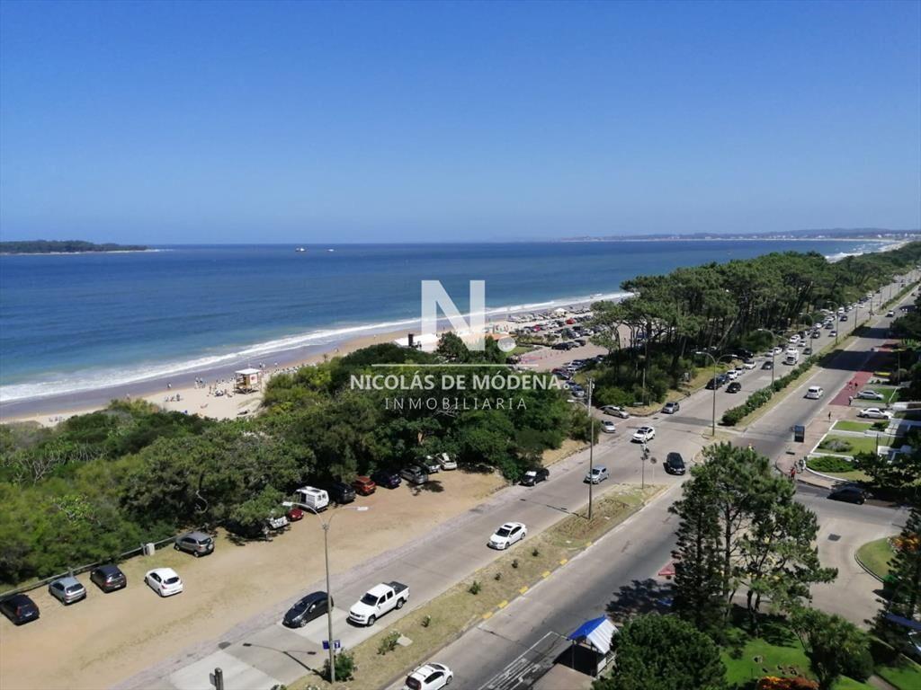 Apartamento de 3 dormitorios en venta, Mansa, del