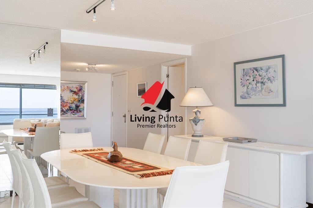Venta de apartamento de 3 dormitorios y dep. de