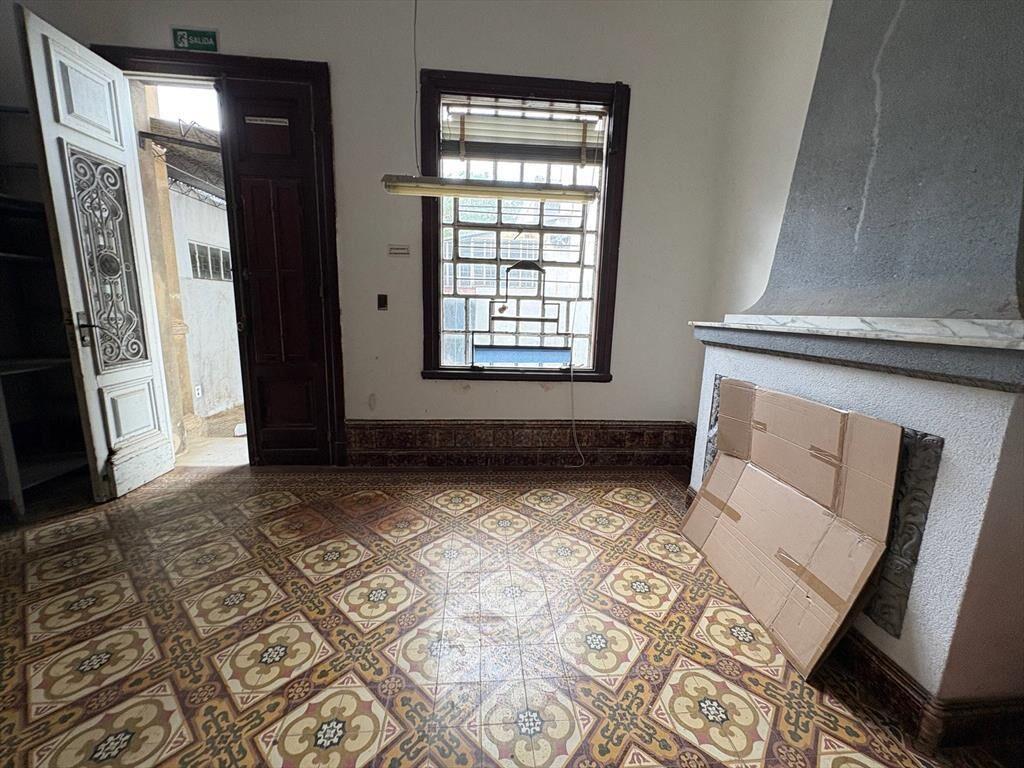 Alquiler - Local comercial/industrial/casa en Buceo 351mts2