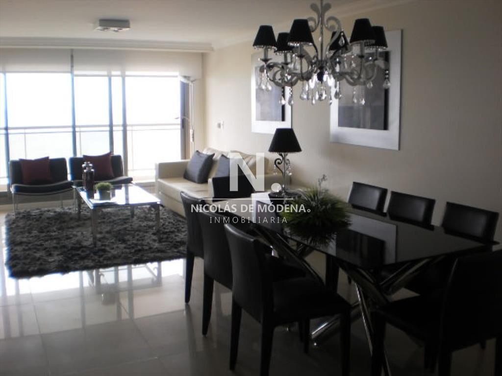 Apartamento en Playa Brava, Torre Impaeriale