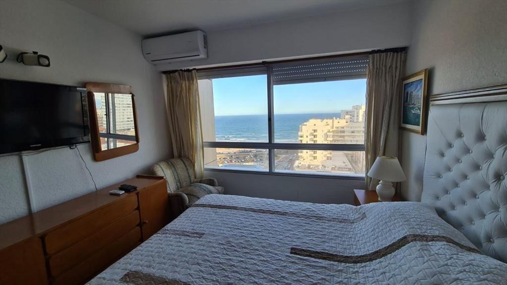 Apartamento en Peninsula, 2 dormitorios *