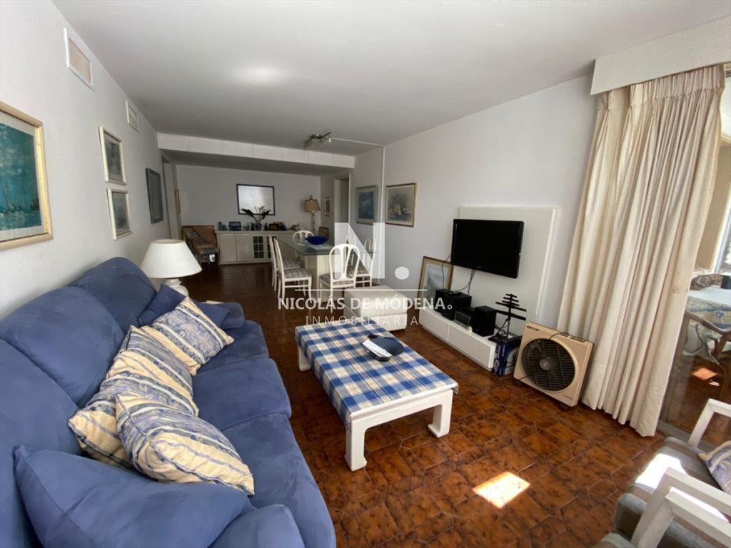 APARTAMENTO EN PENISULA