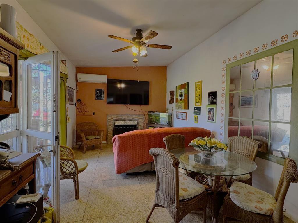 VENDE 2 casas en un padrón 2D Lomas de Solymar
