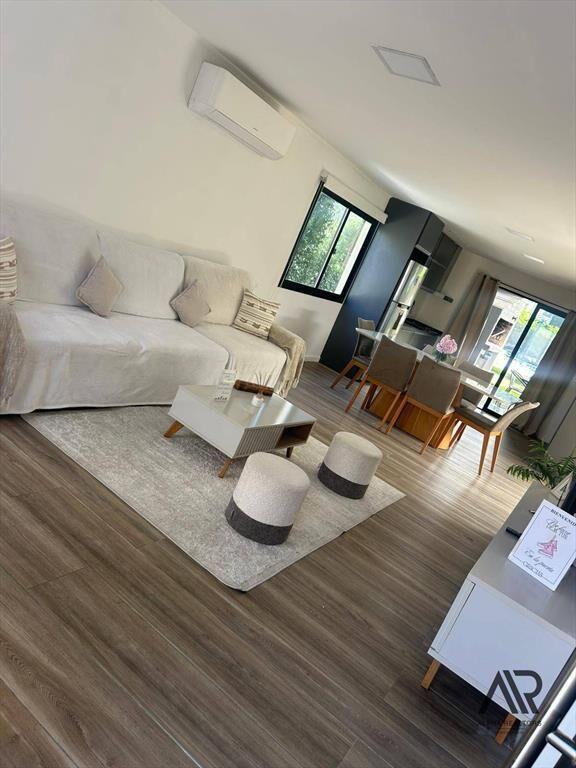 Casa 3 dormitorios con piscina en alquiler temporario
