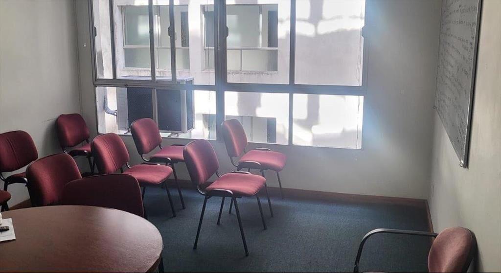 Venta de oficinas en Centro: 18 y Andes