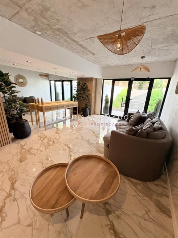 Apartamento de 2 dormitorios en venta, Aidy Punta