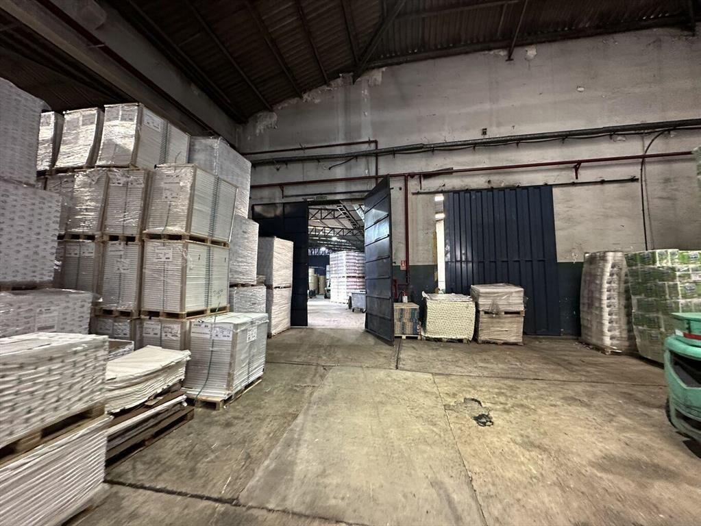 Venta Local Industrial en Aguada Gral. Farías 4.217 metros