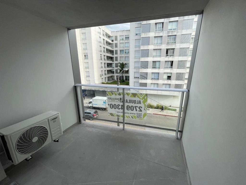 Venta apartamento rentado 1 dormitorio con garaje La Blanqu