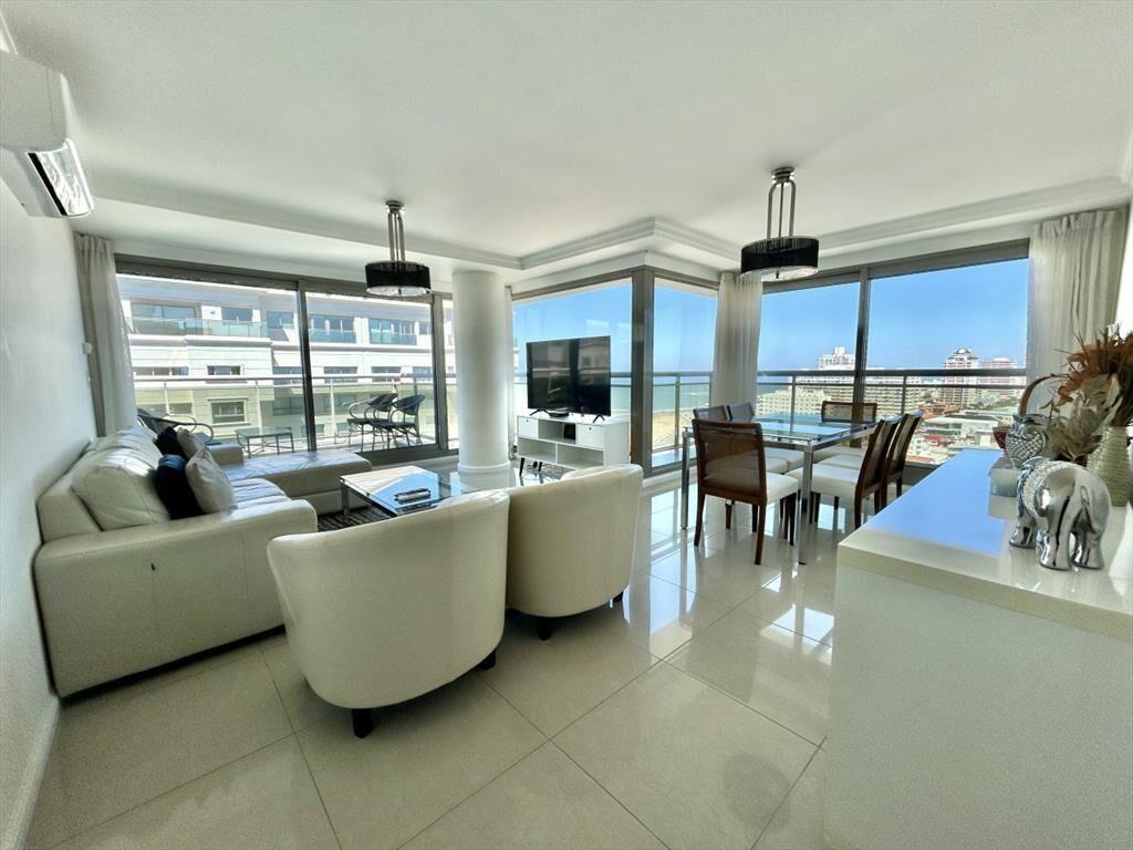 VENTA DE PENTHOUSE DE 2 DORMITORIOS EN EDIFICIO