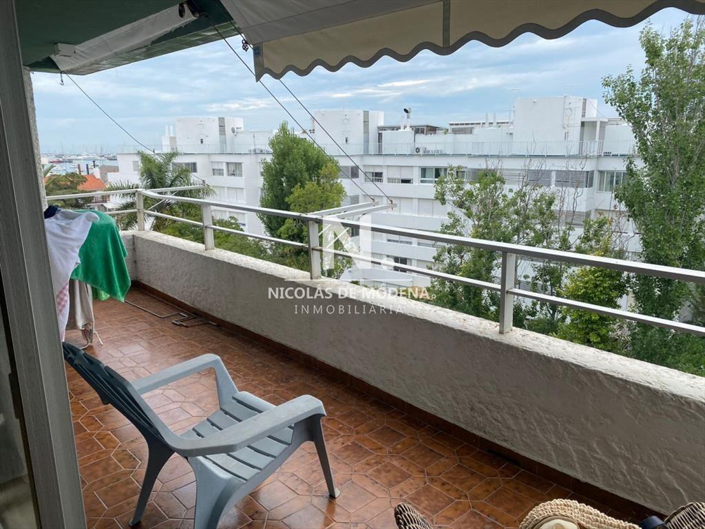 En venta Departamento de 3 dormitorios acogedor 2
