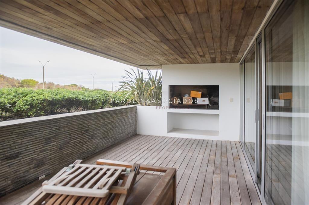 Apartamento en venta de 2 dormitorio edificio Brava 28, Pun