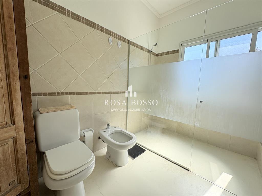 Casa Venta 4 dormitorios Punta Ballena
