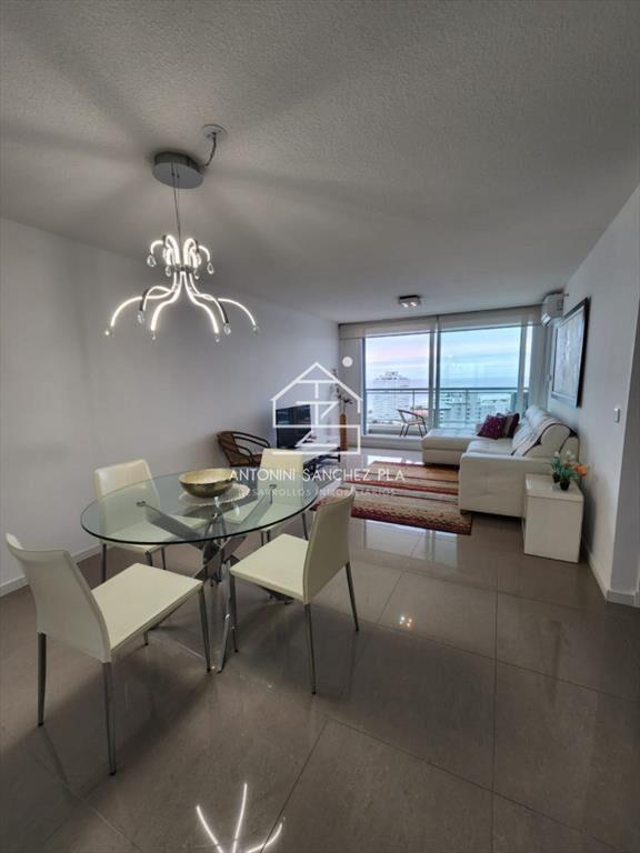 Apartamento en venta en torre One, 1 dormitorio amueblado,