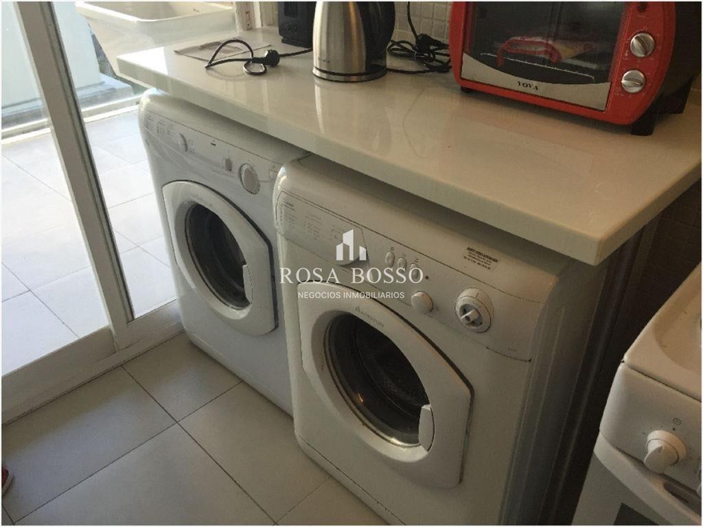 Apartamento en Brava, 1 dormitorios *