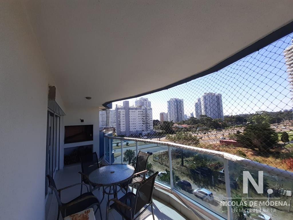 Mansa, ideal para vivir todo el año. Departamento de 3 dor