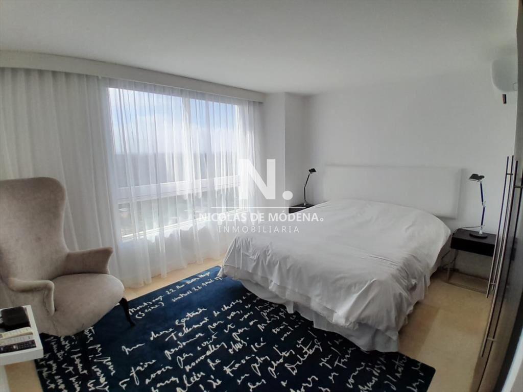 apartamento de 2 dormitorios y 2 baños, ubicado