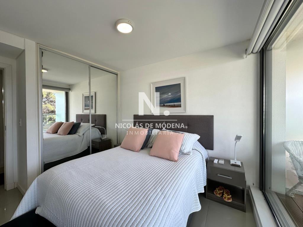 Vende apartamento de 1 dormitorio y medio en Peninsula, Pun