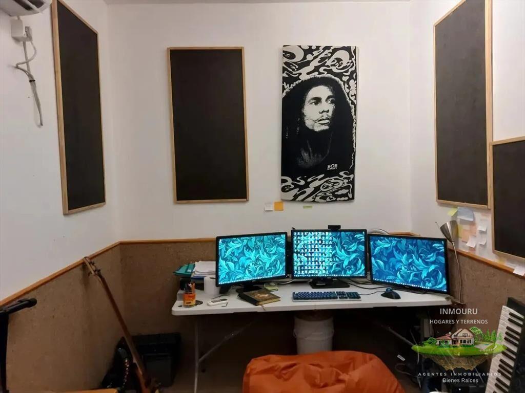 Vendo Casa con Renta en Tres cruces