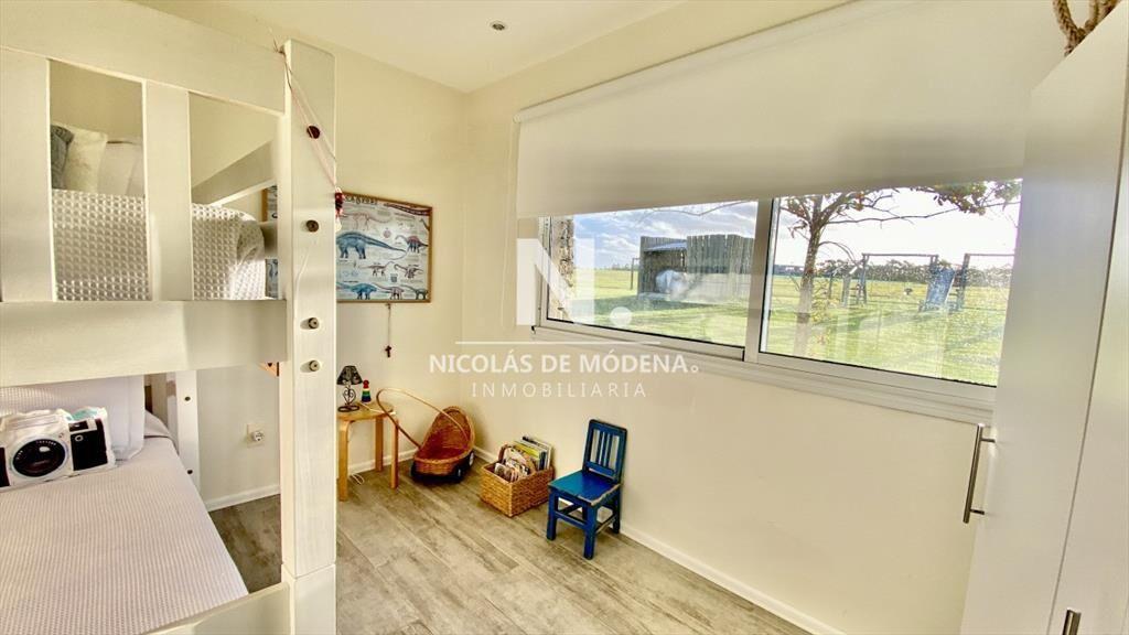 En venta chacra de 6 dormitorios en Laguna de los