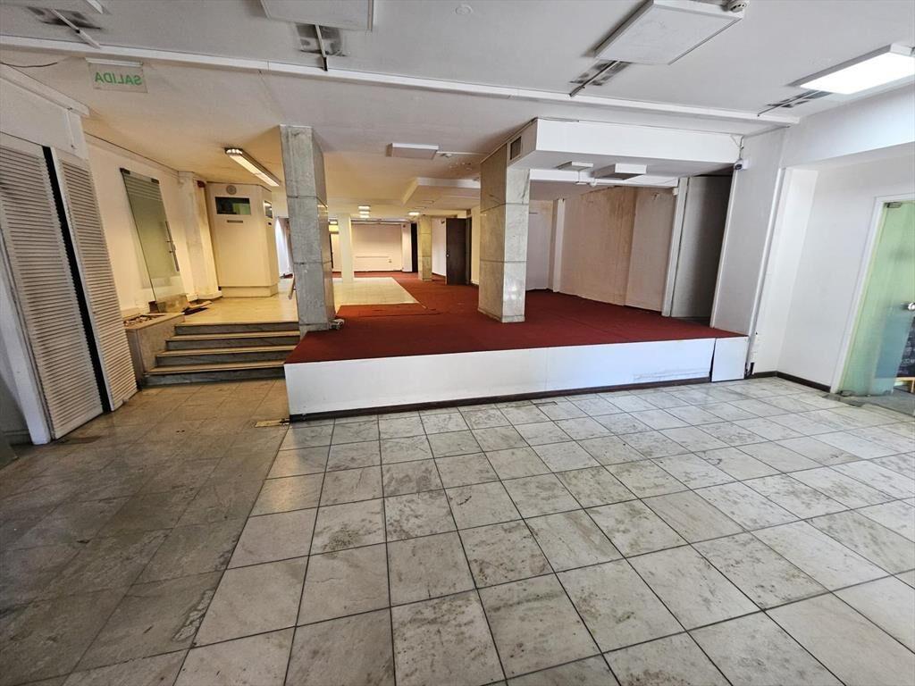 18 de julio y Paullier, 11 mts de frente, 200 m2 !!
