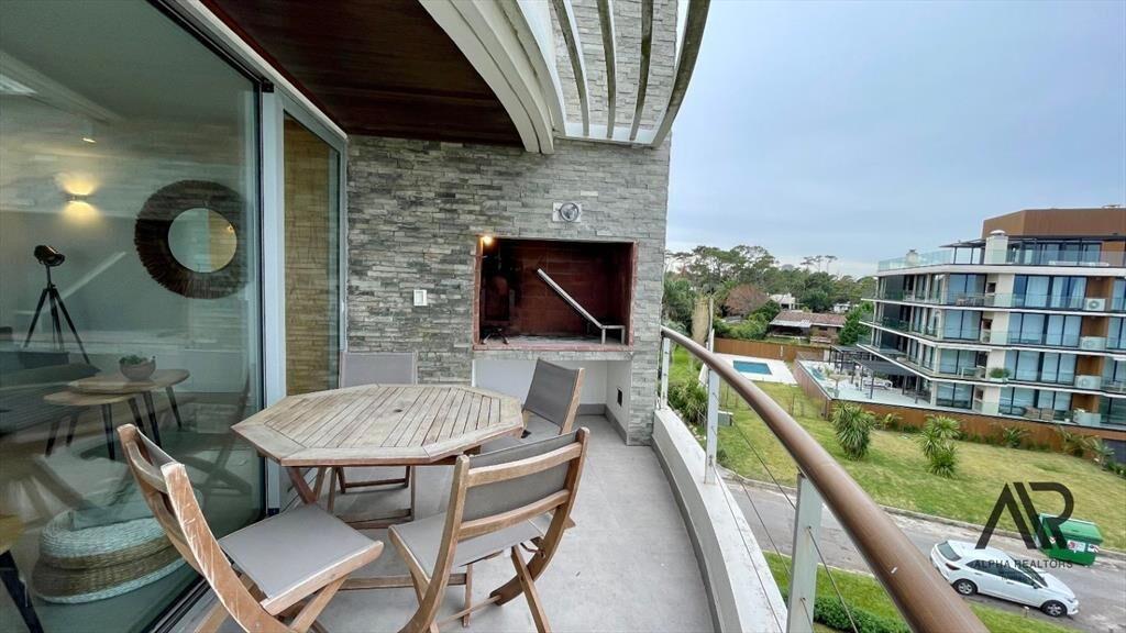 Venta Penhouse 4 dormitorios primera línea