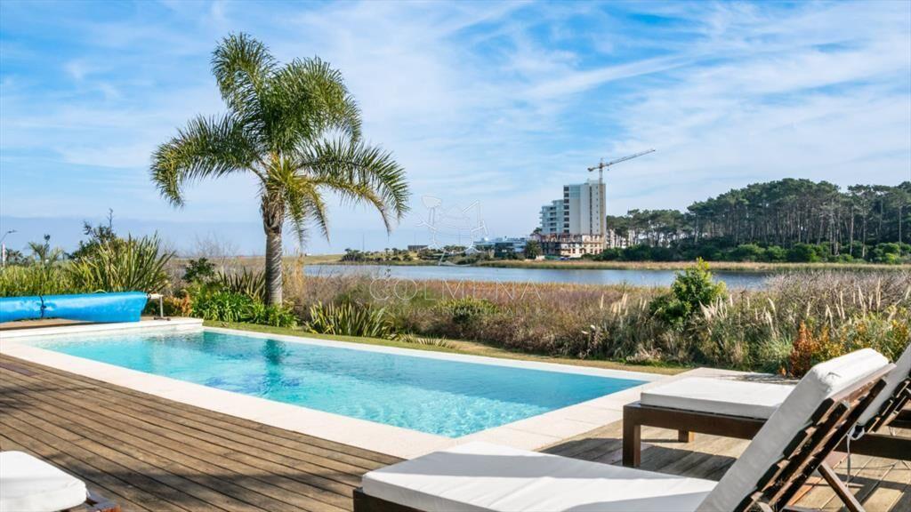 Venta casa en Laguna del Diario