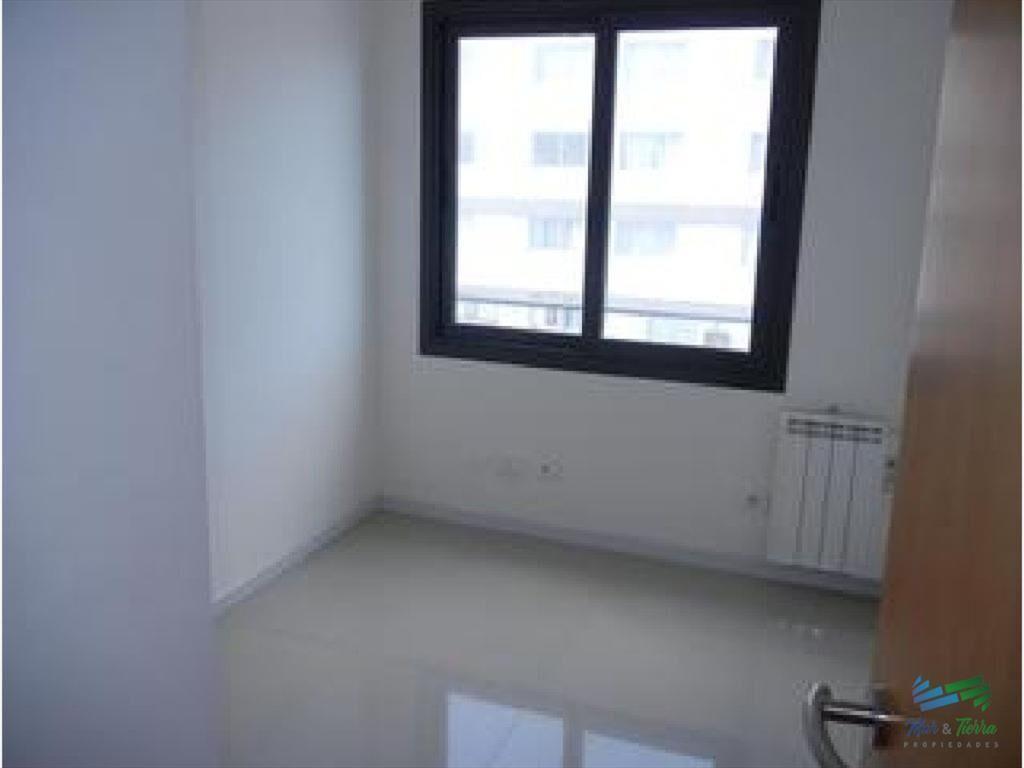 Apartamento en Maldonado, 3 dormitorios *