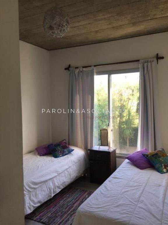 Casa en venta de 3 dormitorios en La Barra, Punta del Este.