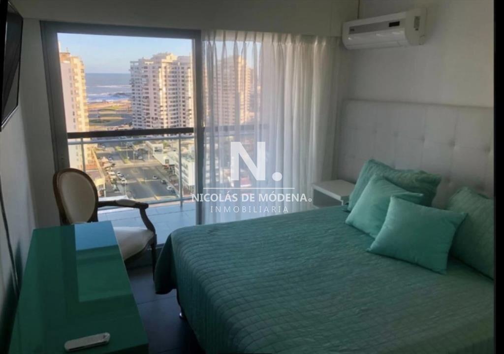 Apartamento en torre de categoría