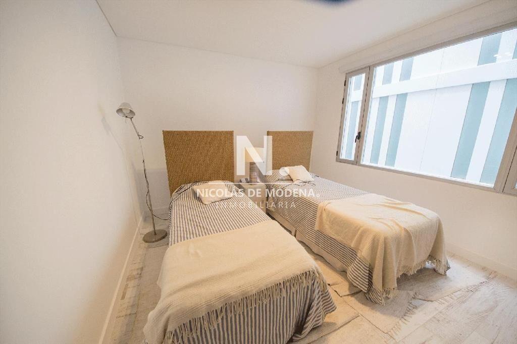 Venta Apartamento 4 dormitorios en La Barra con
